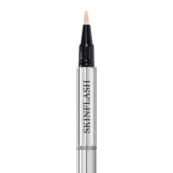 Den perfekte makeup-taske til sommeren