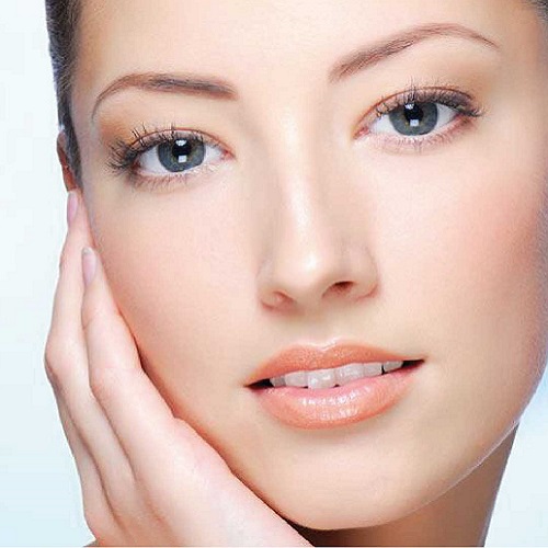 Die besten Illuminators fürs Gesicht und Sonnenpuder
