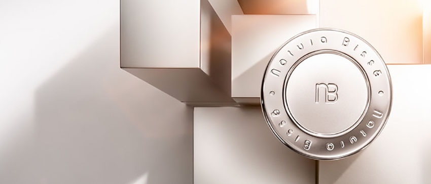 Combatti l’invecchiamento precoce con Diamond Cocoon Sheer