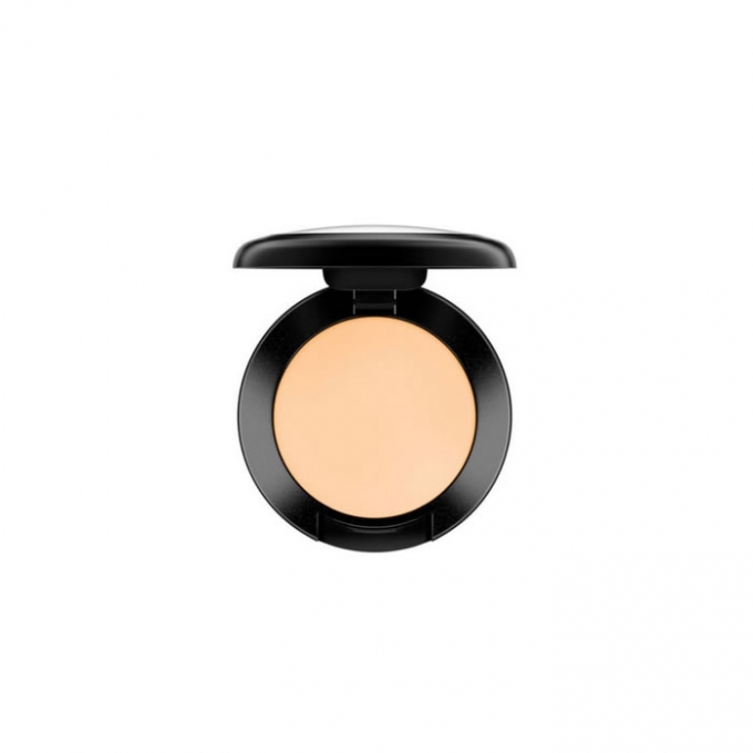 Mac Studio Finish Concealer Spf35 Nc30 7g | Luxury Perfumes & Cosmetics | BeautyTheShop The Exclusive Niche Store