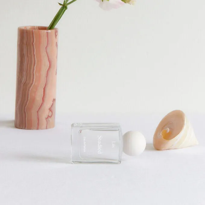 Liis Studied Eau De Parfum Spray 50ml | ニッチな香水 ヨーロッパの