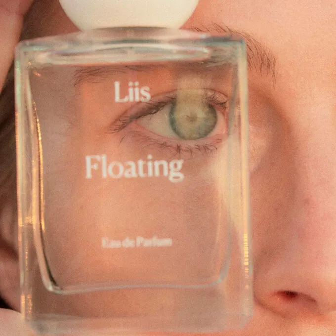 Liis Floating Eau De Parfum Spray 50ml | ニッチな香水 ヨーロッパの