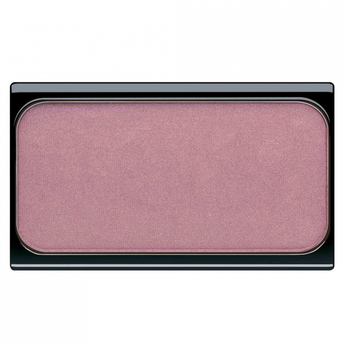 pink blusher
