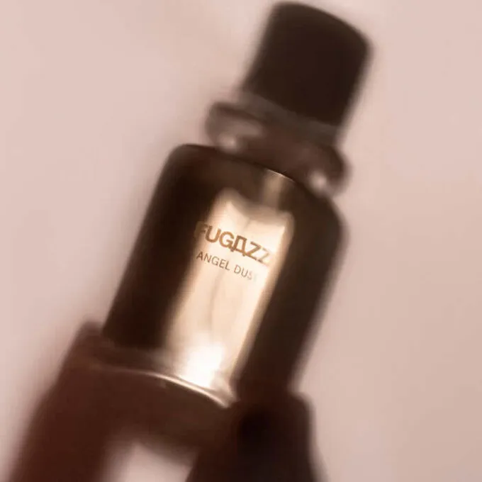Fugazzi Angel Dust Eau De Parfum Spray 100ml | ニッチな香水