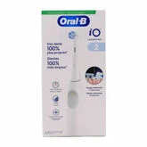 Oral B iO2 Electric Toothbrush Oral B iO2 Electric Toothbrush